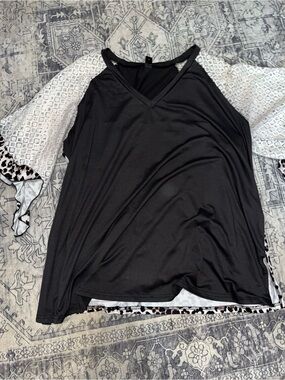 Black V-Neck Women's Top with White Lace Sleeves